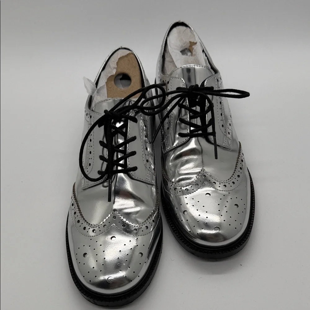 Marc Fisher Silver Espadrilles Size 8.5